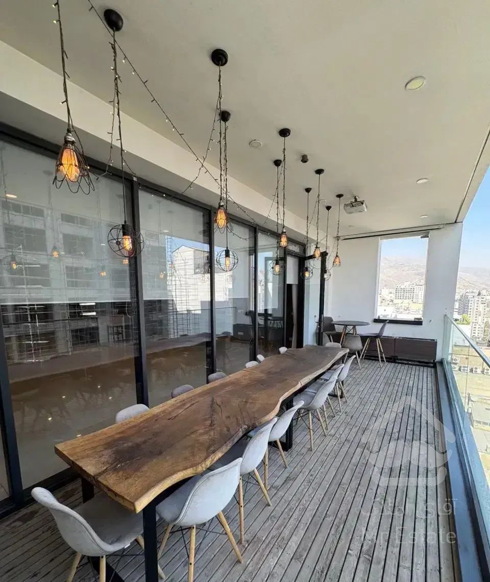 ۳۰۵متر۳خواب مستر۳پارکینگ فول مشاعات آبی ۳۰متربالکن