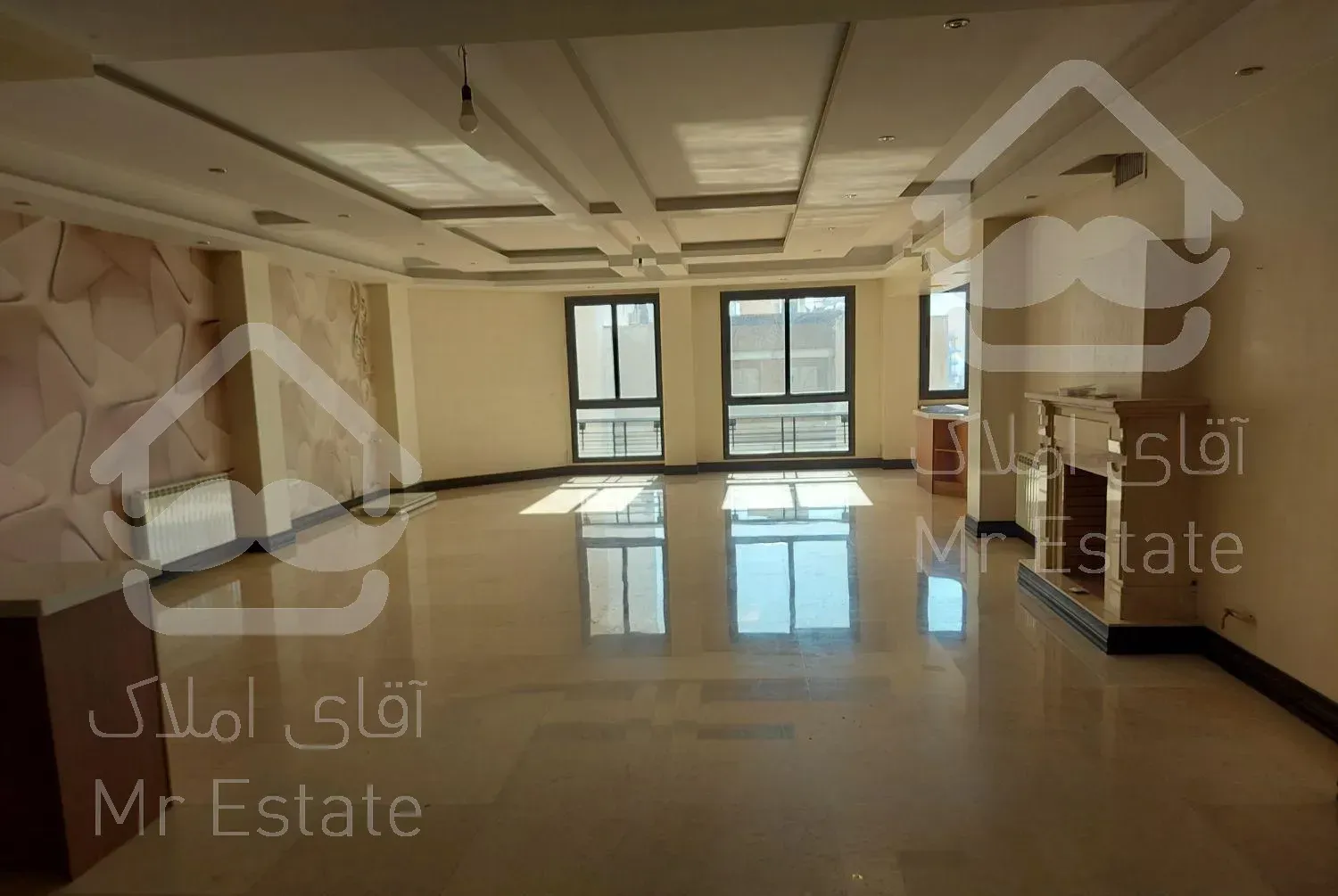 ۱۸۰متر تراس  فول امکانات دو پارکینگ