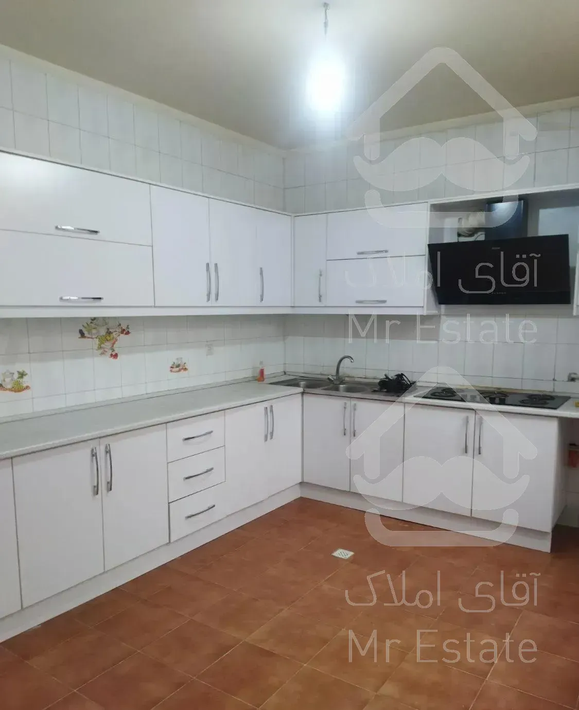 آپارتمان180متری/سه خوابه/باپارکینگ/دوم نیروهوایی