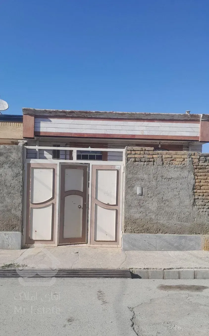 فروش خانه ویلایی ۱۴۰ متری ۲ خوابه همکف