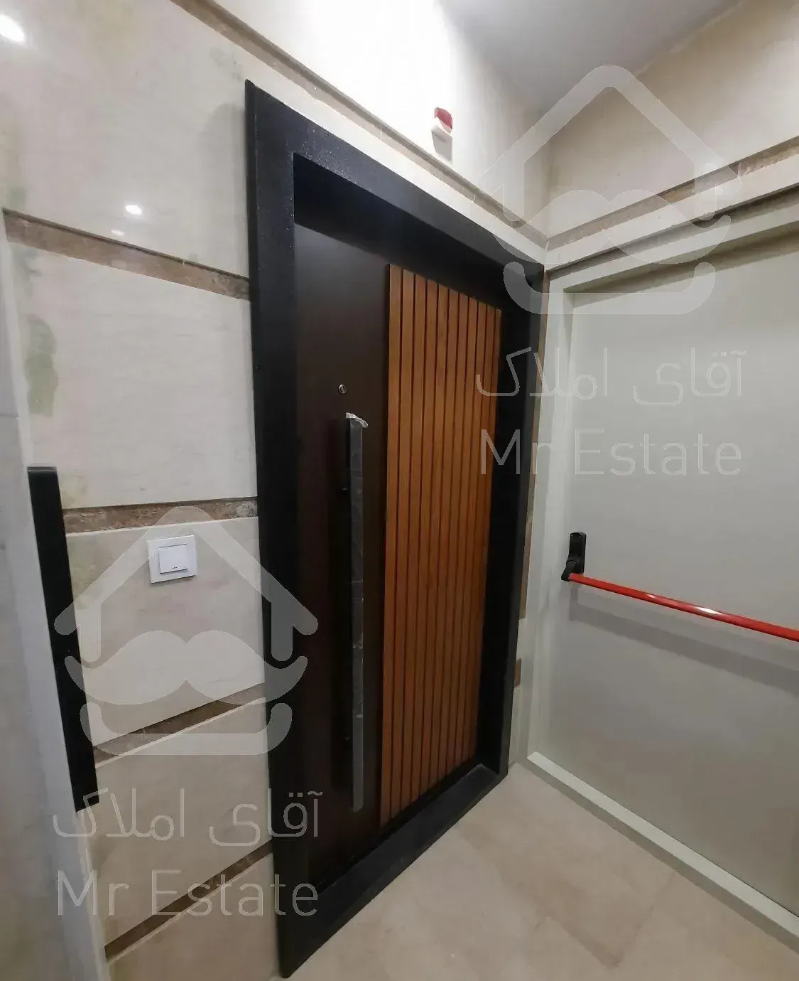 ۱۲۰متر ۲خواب / فول+ لابی + تاپ لوکیشن/کلیدنخورده