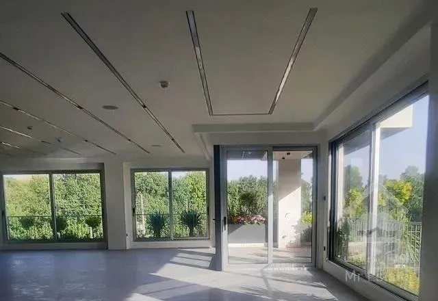 ۳۶۰متر۴خواب / اکازیون /مشاعات فعال/ویو باغ/قصرودشت