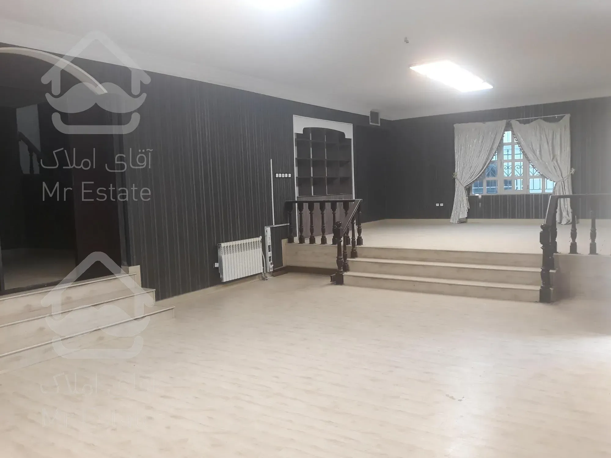 ۹۰۰ متر - شهرک غرب - ویلایی دوبلکس - فول مشاعات - دربست