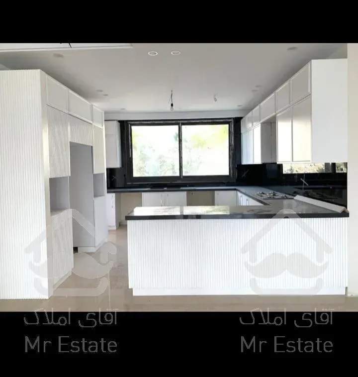 ۱۸۰متر آپارتمان مدرن در نیاوران