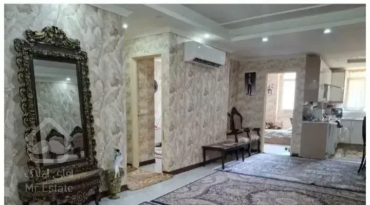 آپارتمان ۷۷ / دو خوابه / خیابان فروزش