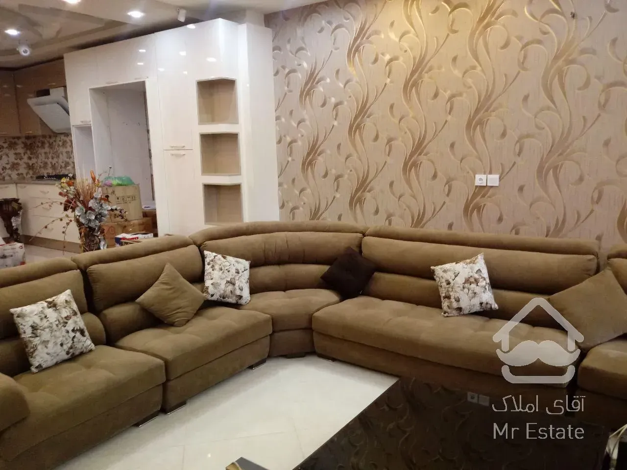 همکف مدرن. ۹۰ متری. شهرکی.