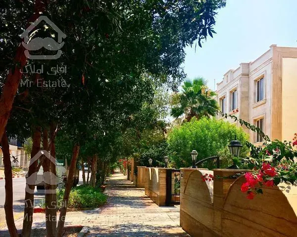 مرکزشهر یکخوابه/سنددار/جنب بازار پردیس