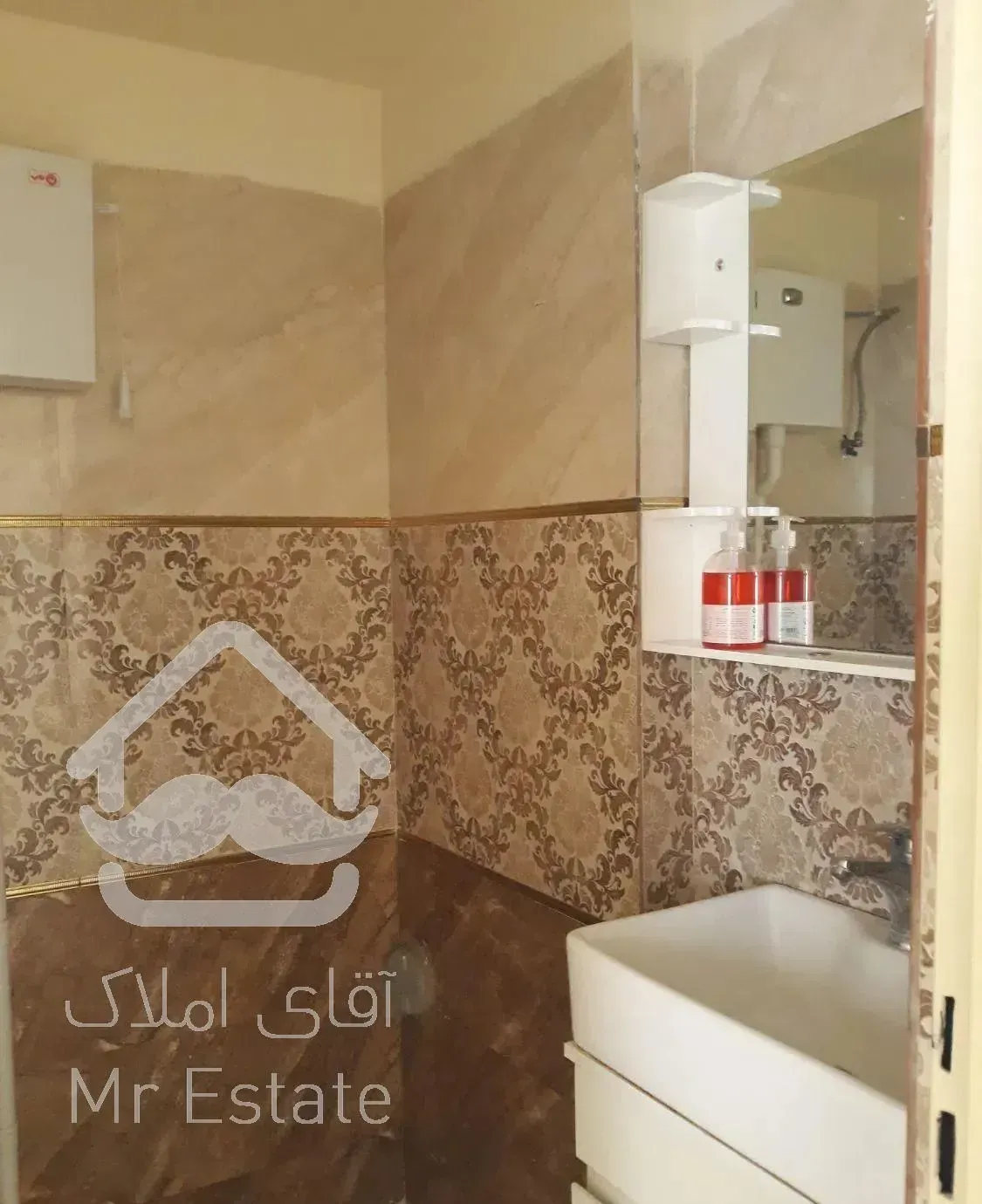 آپارتمان ۸۲ متر دو خواب بنی هاشم