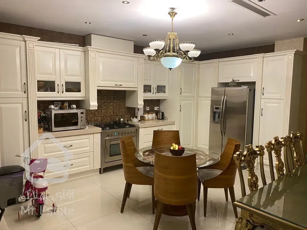 اجاره و رهن آپارتمان ولنجک 280  متر شیک