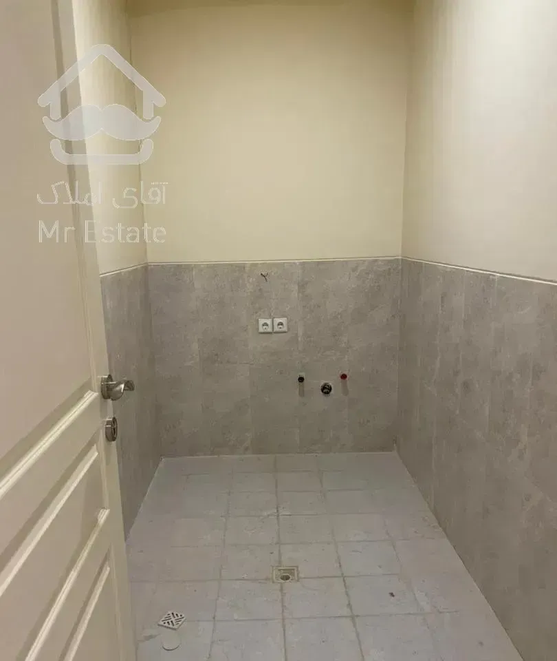 140 متر واحد فروشی در اردستانی