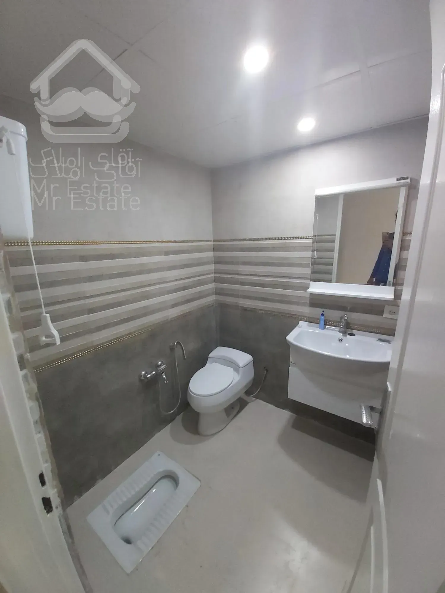 ۶۶متر ۲خوابه ۵سال ساخت