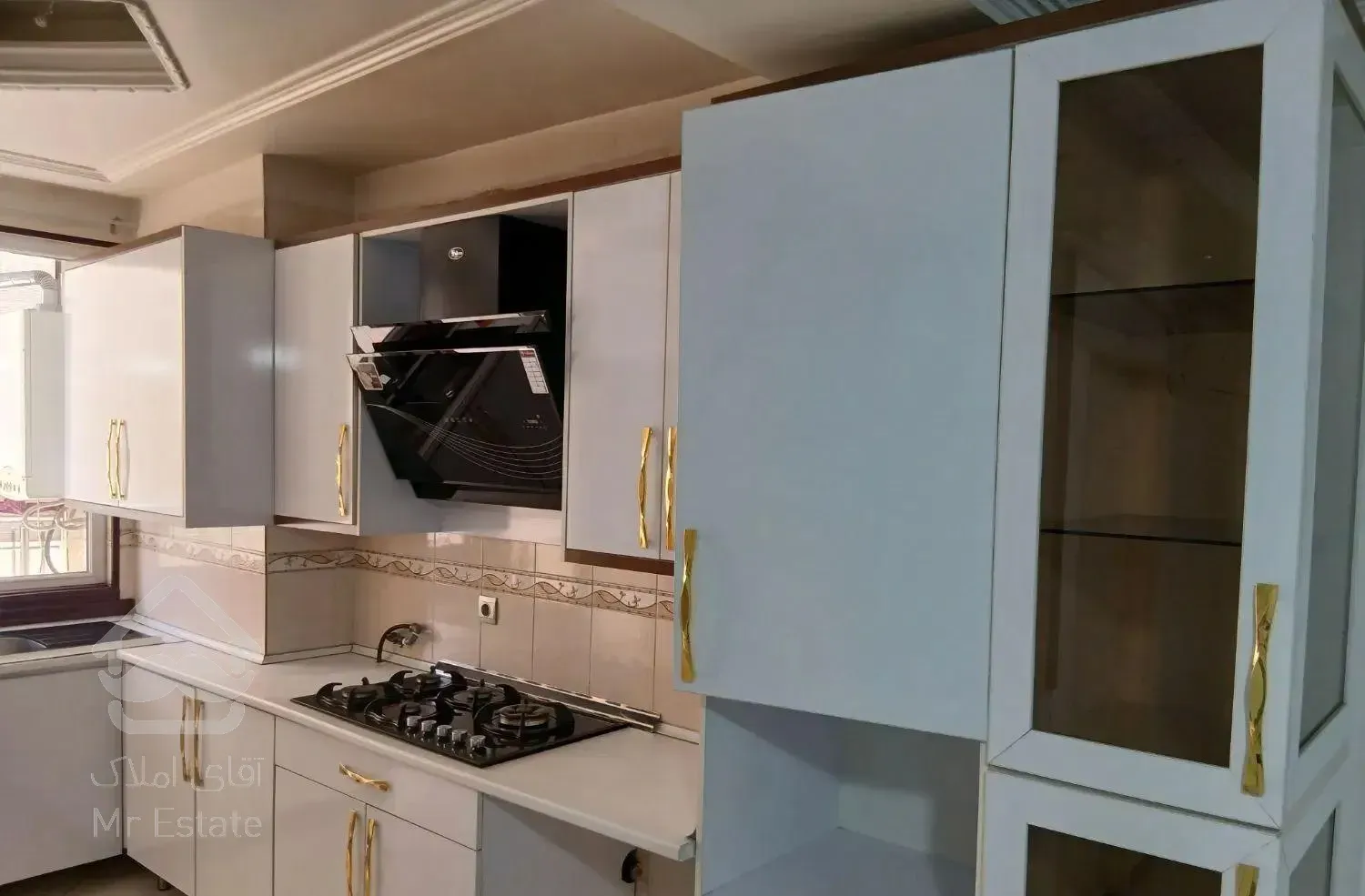 ۷۵متر پارکینگ آسانسور بالکن، تخلیه (قابل تبدیل)