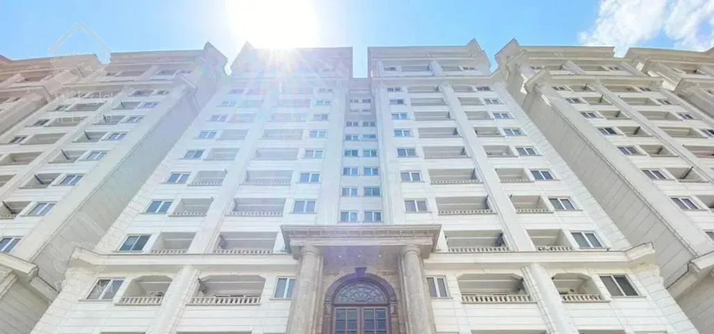 ۱۱۷ متری،زندگی بر فراز ابرها در نهایت امکانات