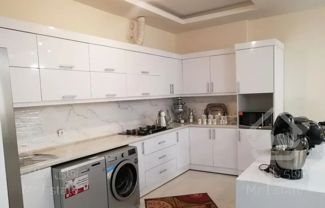 110 متر آپارتمان / رهن واجاره /مستر دار