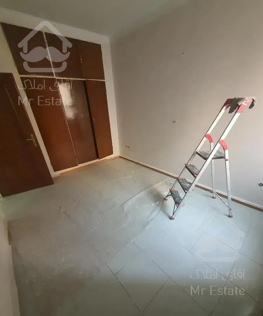 ۱۱۲متر دوخواب لارستان