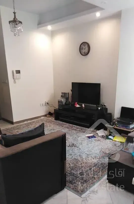 آپارتان در خیابان استخر ۴۸ متر فول امکانات