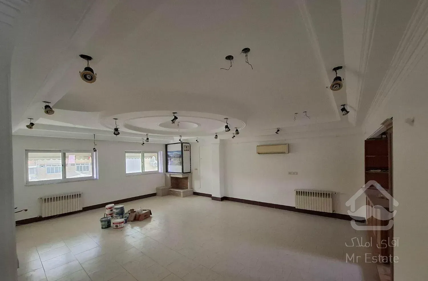 آپارتمان ۳ خوابه تک واحدی در ۳ طبقه