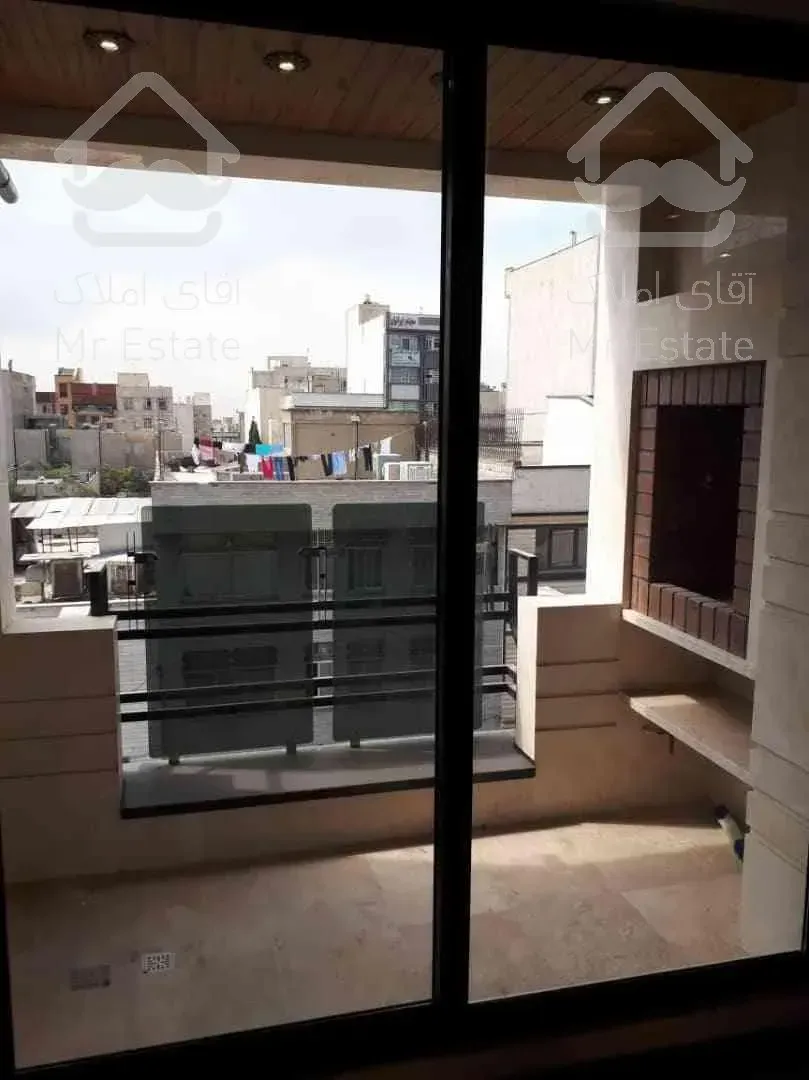 اپارتمان ۱۳۰متر سه خواب نوساز بلوارفردوس شرق