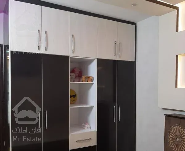 اپارتمان‌ خیابان رباط