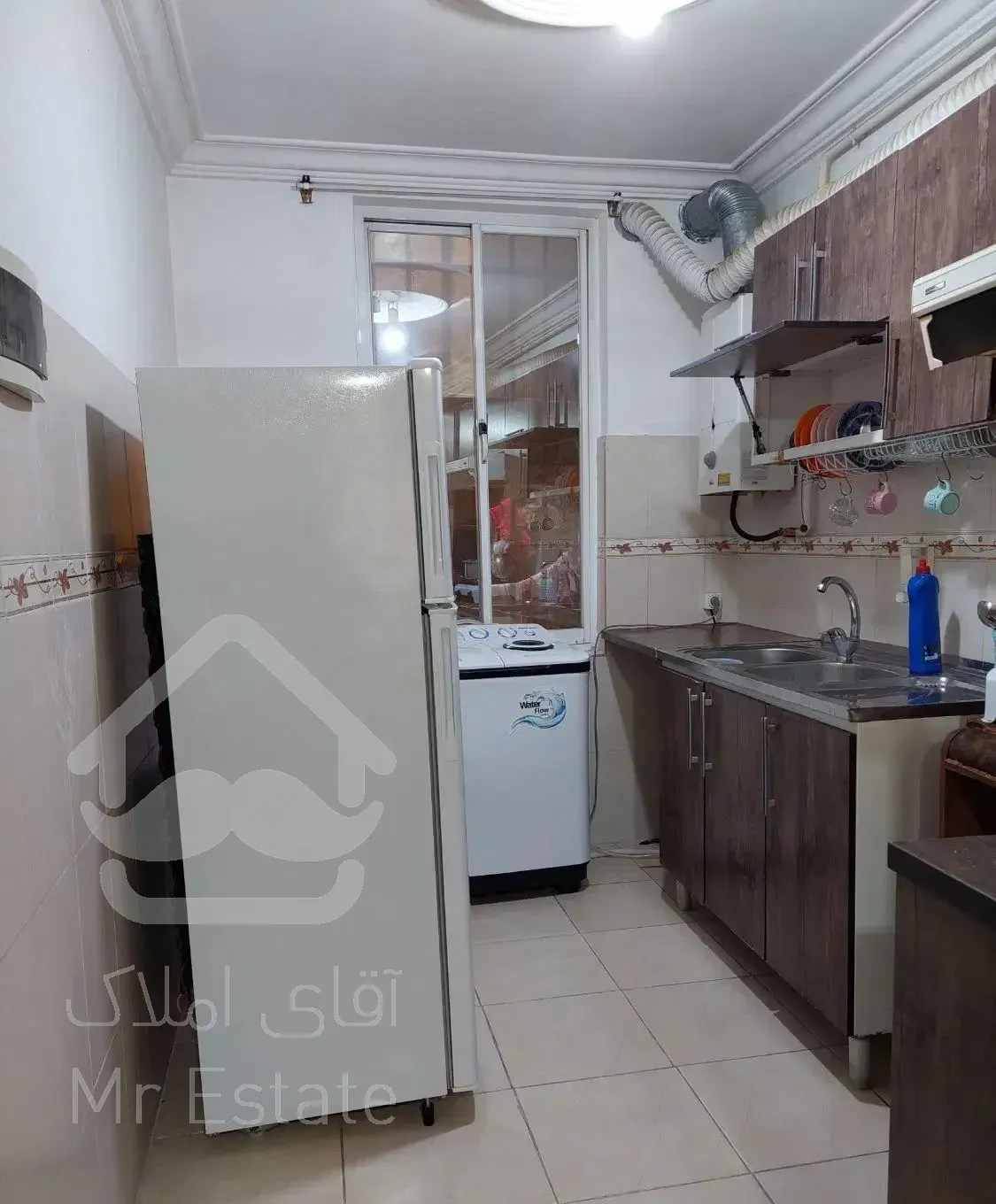 رهن خانه ویلایی ۵۰ متری ۱ خوابه در آب و برق