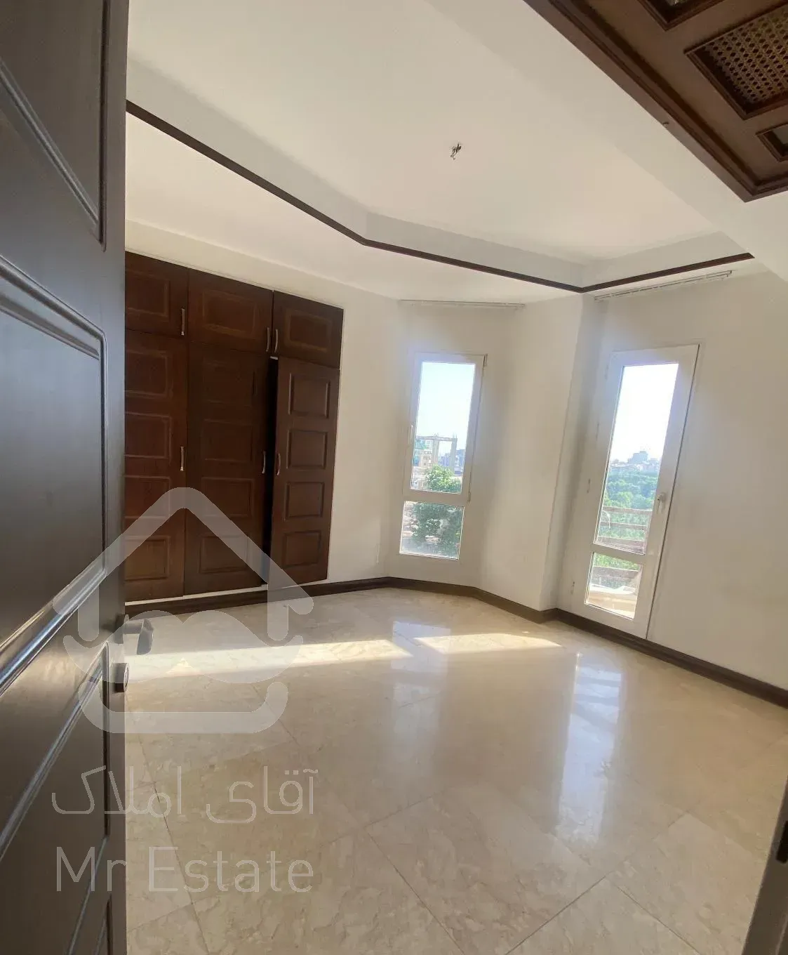 اپارتمان ۱۶۰متری جهانتاب