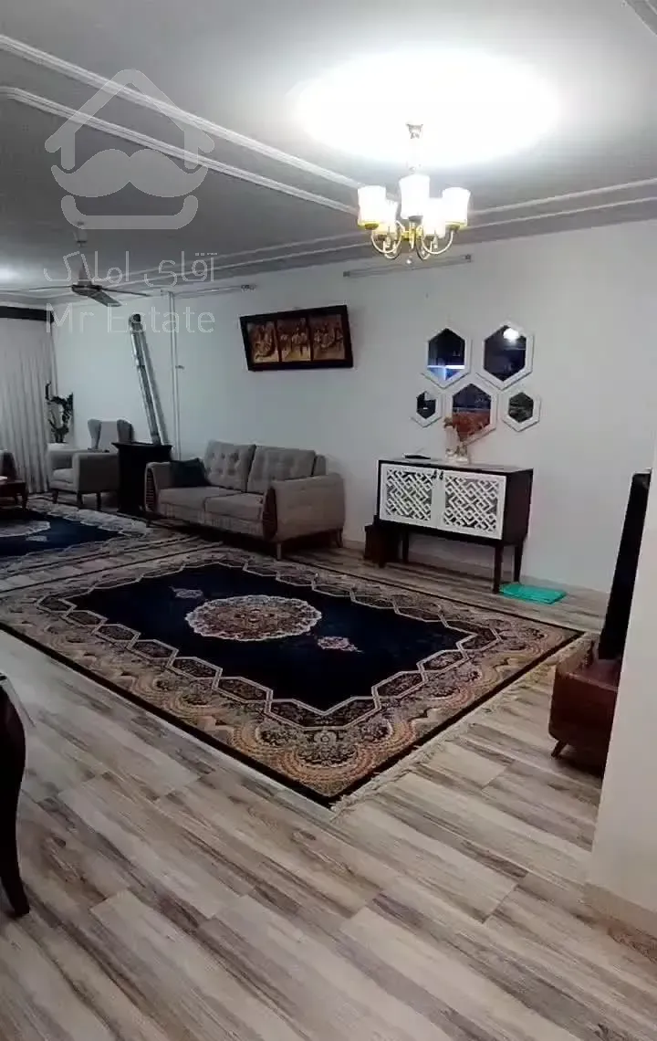 خانه ۱۰۲ متری بازسازی شده تمیز