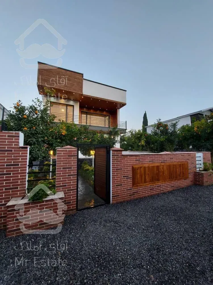 فروش ویلا ۳۰۰متری