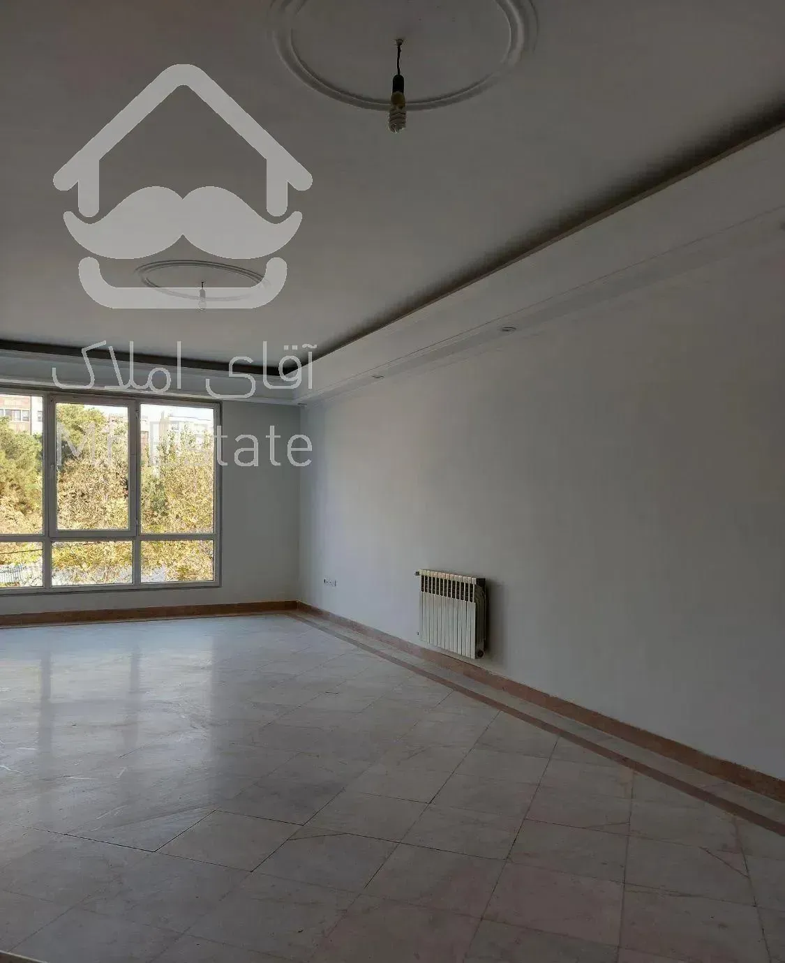 آپارتمان ۱۳۰ متر سه خواب تک واحدی