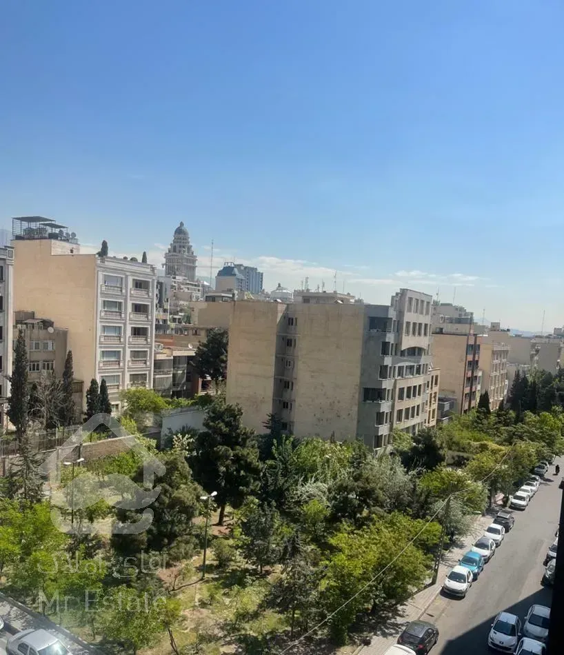 فروش آپارتمان ۱۸۹ متری ۳ خوابه در امانیه