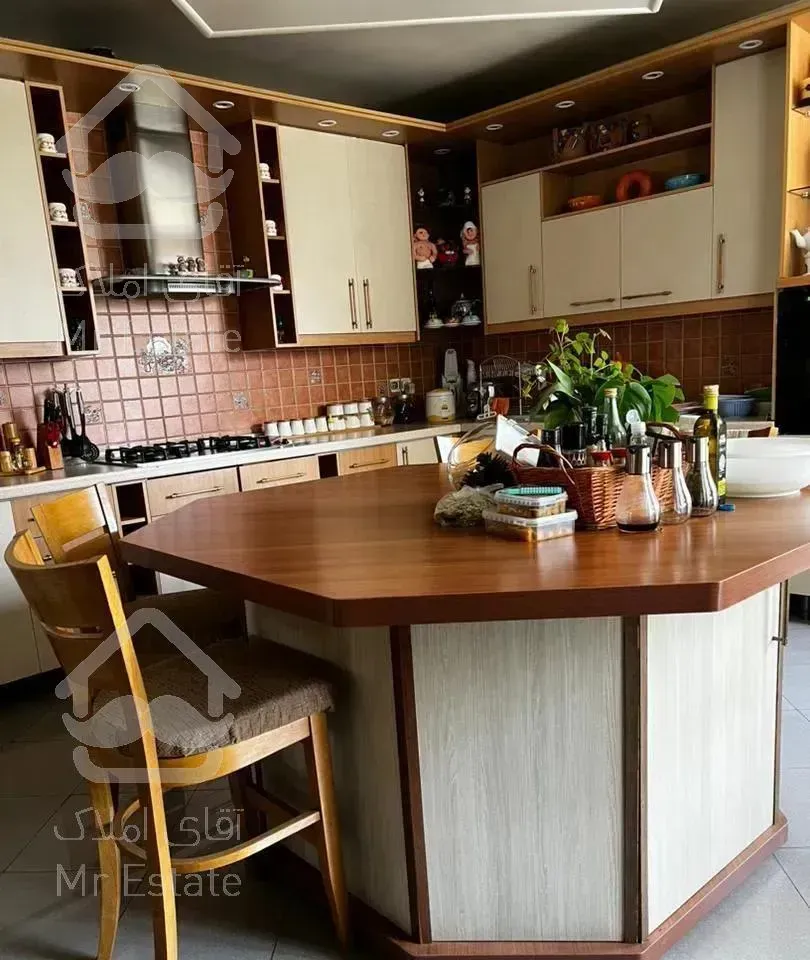 آپارتمان ۲۵۰ متر ۴ خوابه تفکیکی