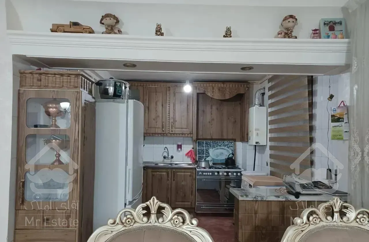 واحد ۸۸ متری غرق در نور در مدرس شمالی