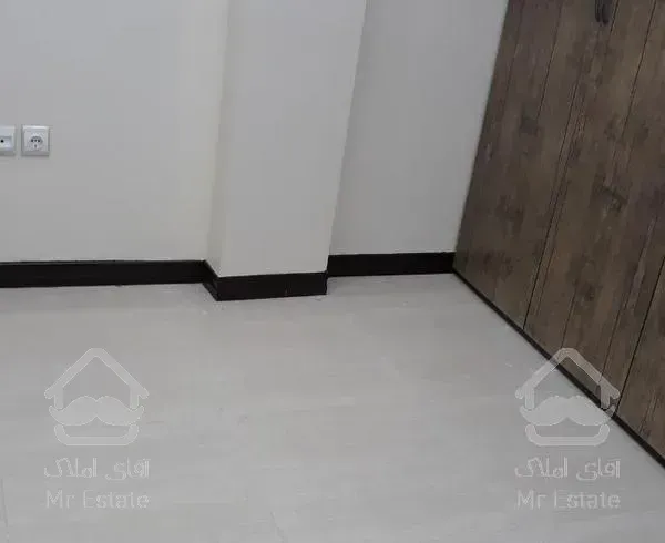 آپارتمان ۱۰۳متری همکف دوخوابه دارای حیاط اختصاصی