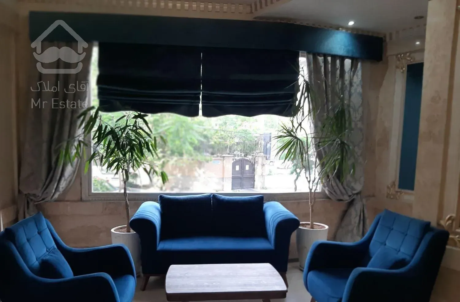 آجودانیه ۲۴۲ متر ۴ خواب ۴ پارکینگ سندی