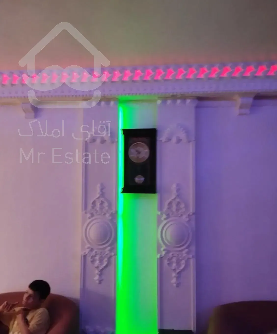 یک واحد ۹۵متری دوخوابه