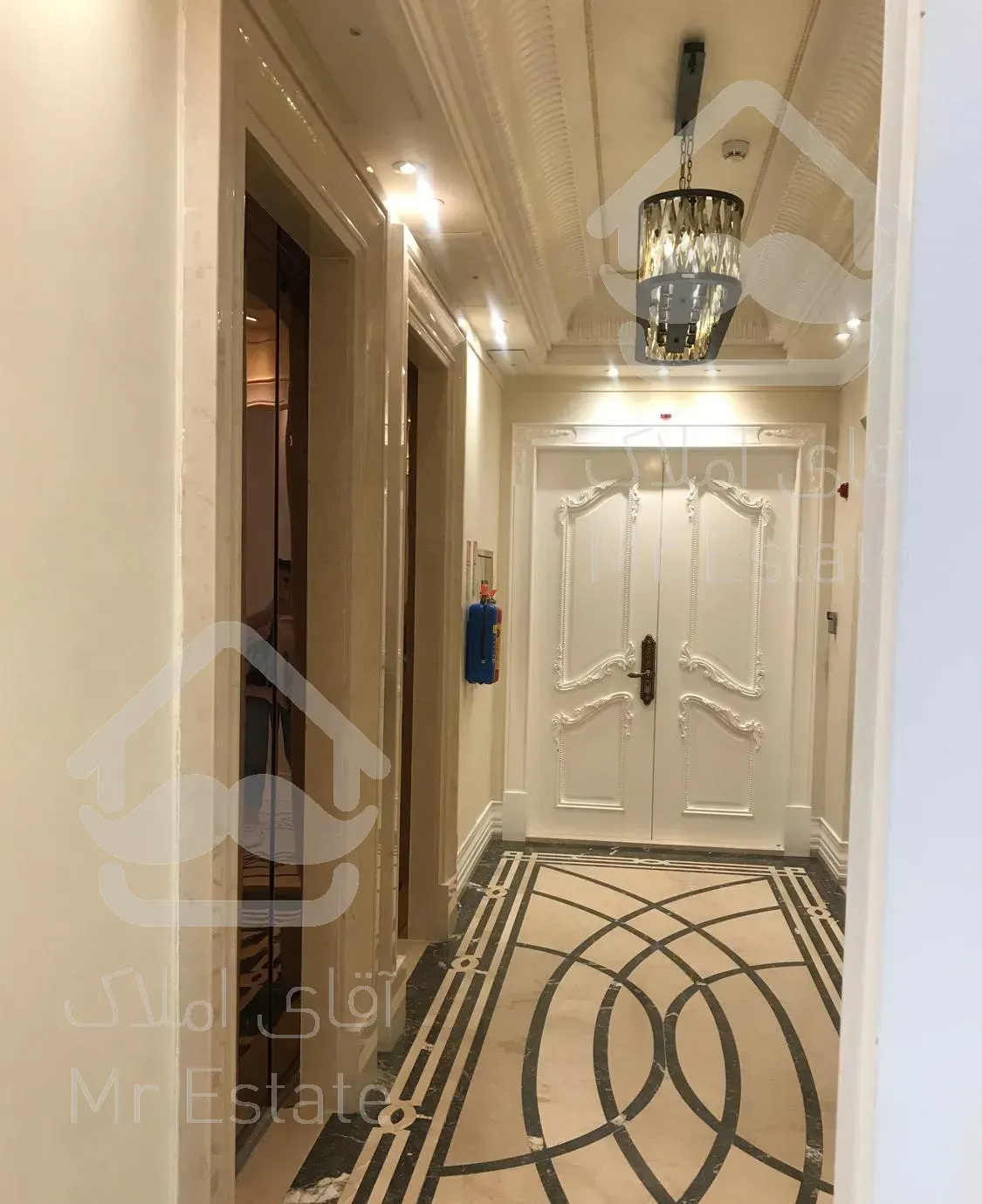 اپارتمان ۲۶۰ متری ۳ خواب