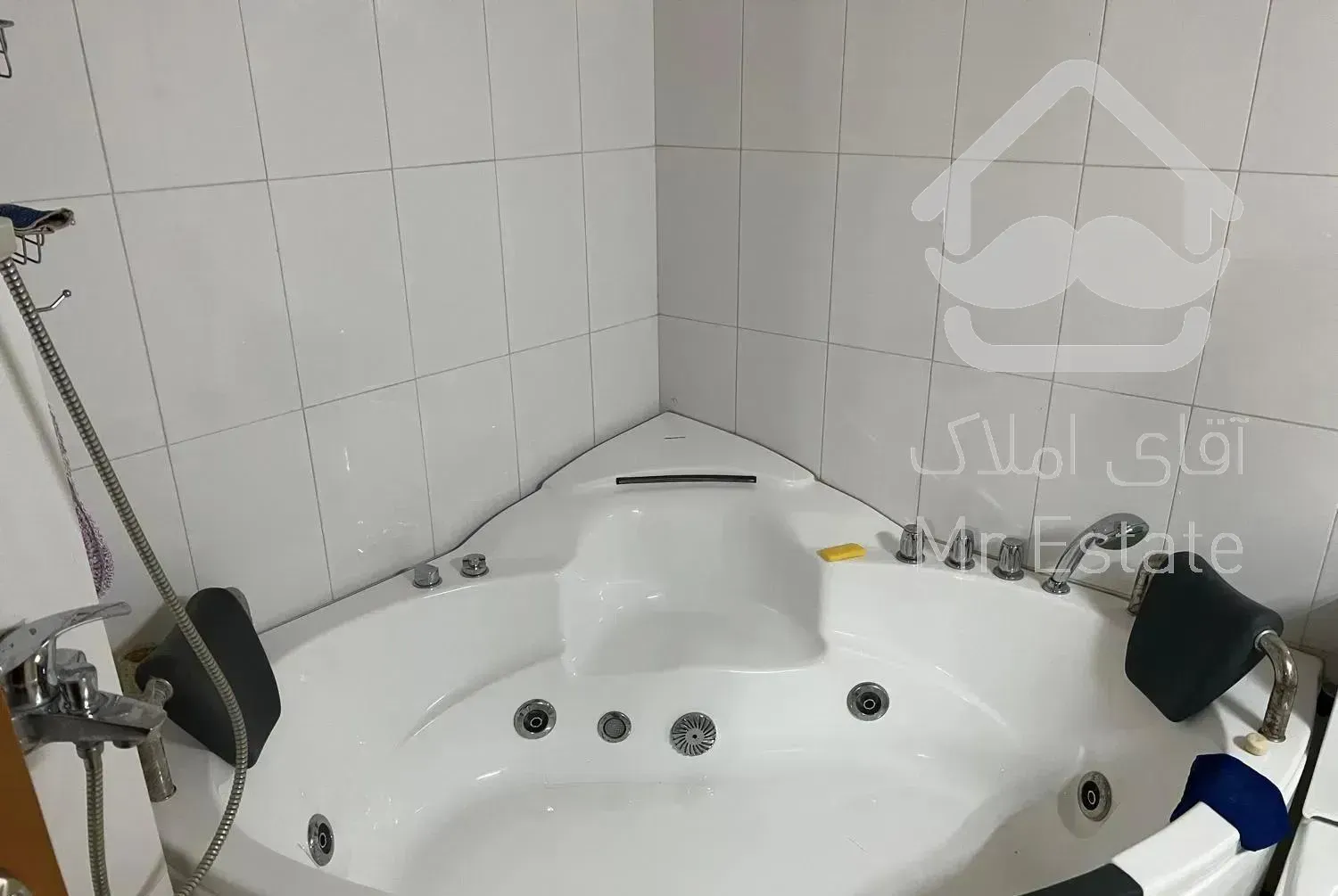 اپارتمان۲۸۵متر چهار خواب خ فردوسی