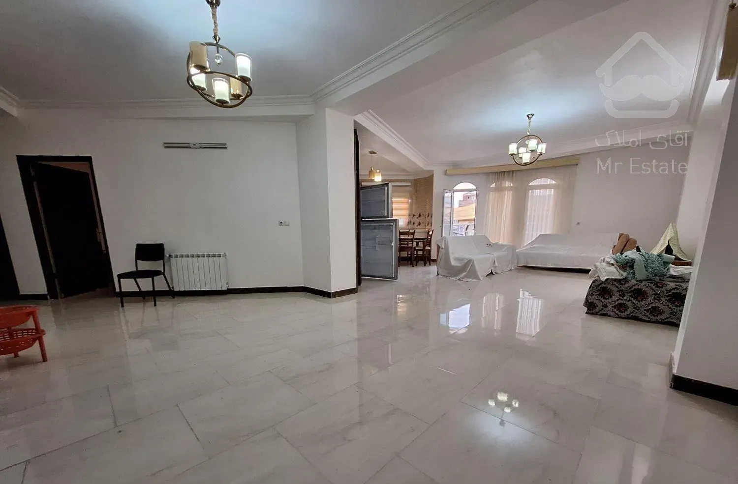 واحد ۱۲۵ متری واقع در چهار راه شهدا