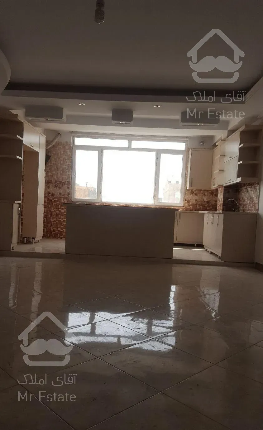 ۸۵ متری دو خوابه رو به نما و آفتاب گیر