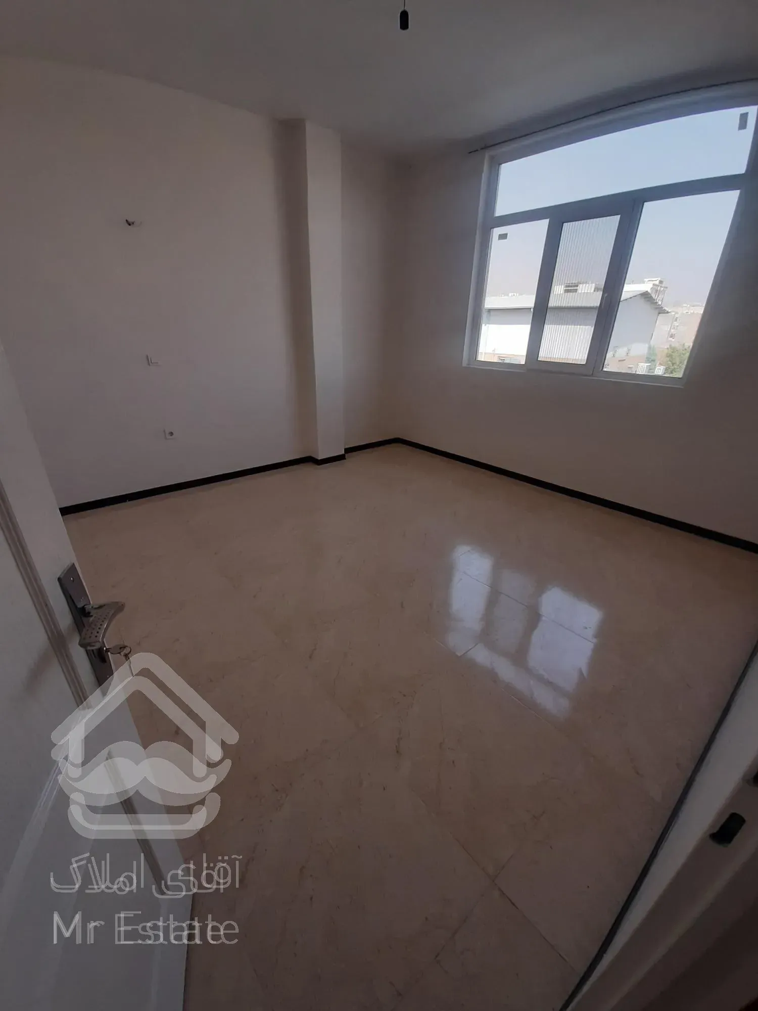 فردوس غرب /۱۰۰متر ۲خواب /فول امکانات