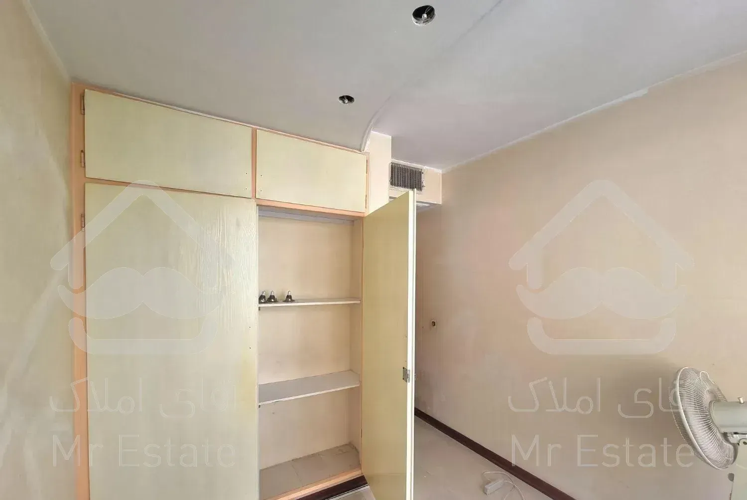 تکواحدی ۷۲ متر ۲ خوابه بالکن انباری آسانسور