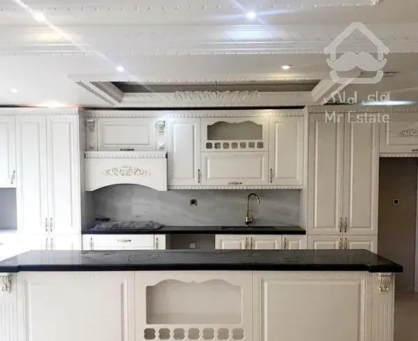 شهران طوقانی۱۴۰ متر۳خواب نوساز کلیدنخورده ویو ابدی