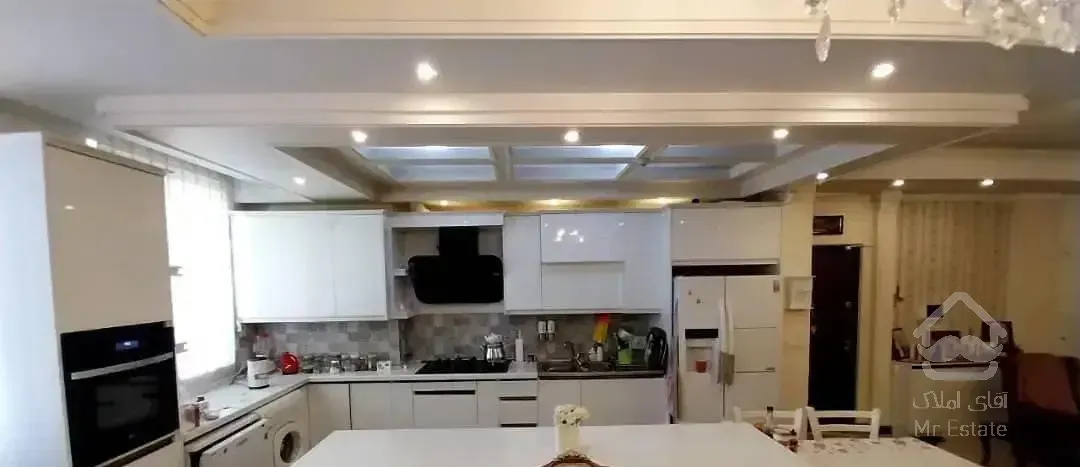 ۹۶ متر اکازیون / فول / میدان خبرنگار