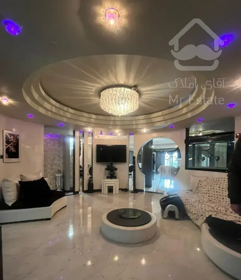 نیاوران.243متر دیزاین/ویو مشجر (بهترین فرعی)