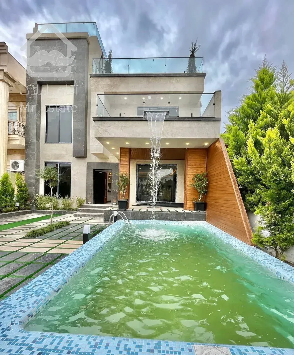 ویلا ۴۲۰ تریبلکس استخردار فول مدرن شهرکی جنگلی