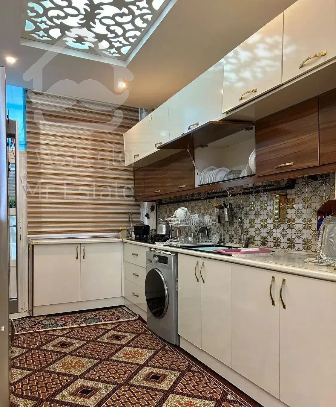 فروش اپارتمانی ۹۵ متری  دو خواب تمیز و شیک