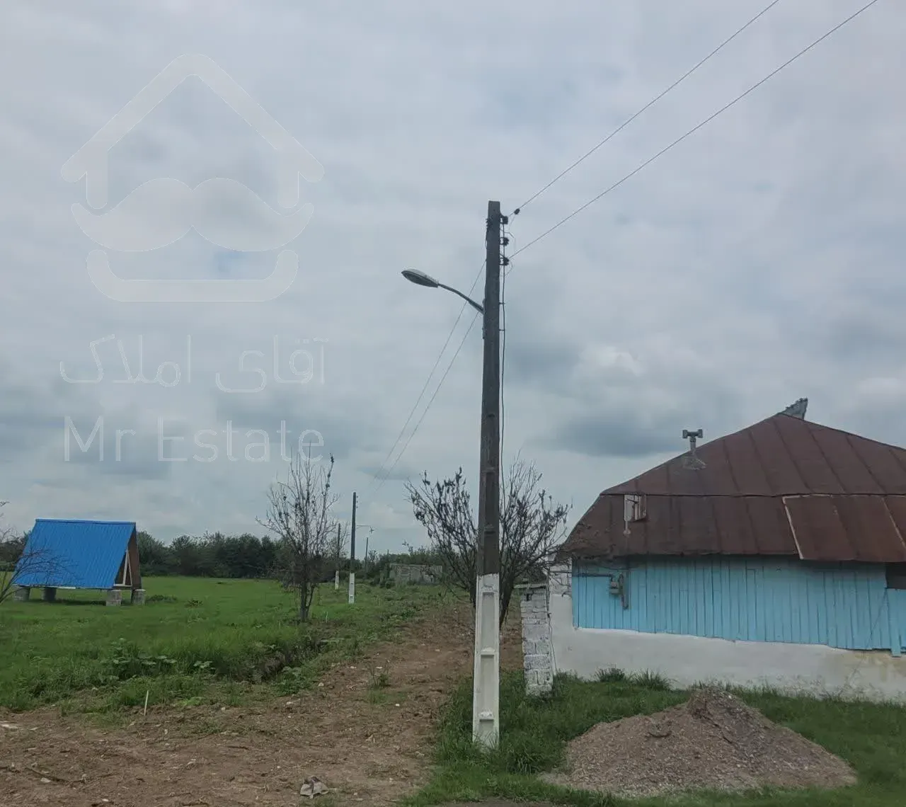 فروش منزل مسکونی ،ویلا قدیمی و زیبا