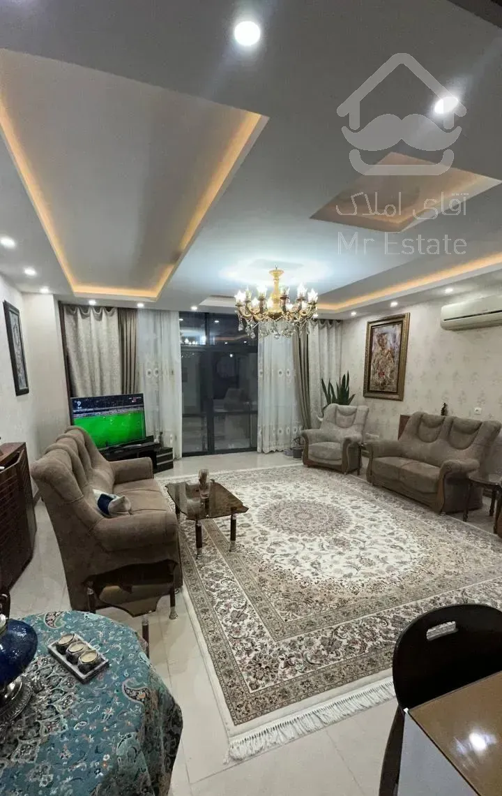 همکف 105متری/همکف حیاط اختصاصی/2خواب/جابر عادل پور