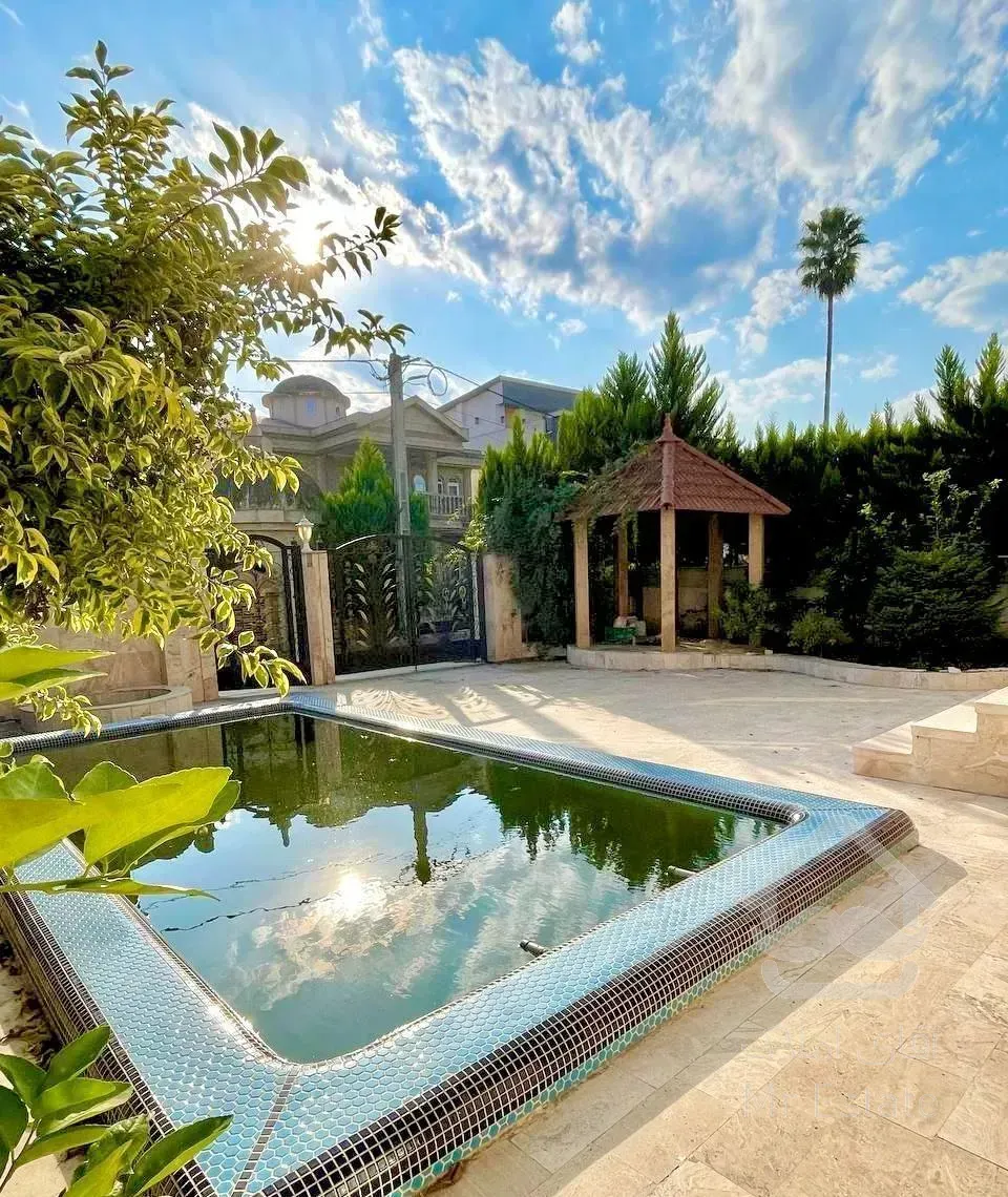 دوبلکس نزدیک خیابان اصلی ۲۰۰متری