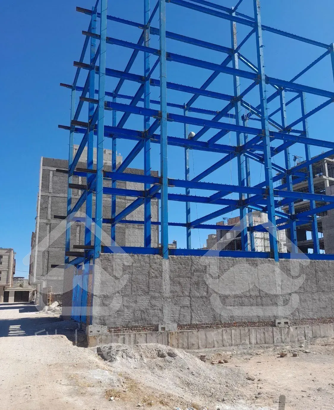 ساخت و نصب سازه های اسکلت فلزی