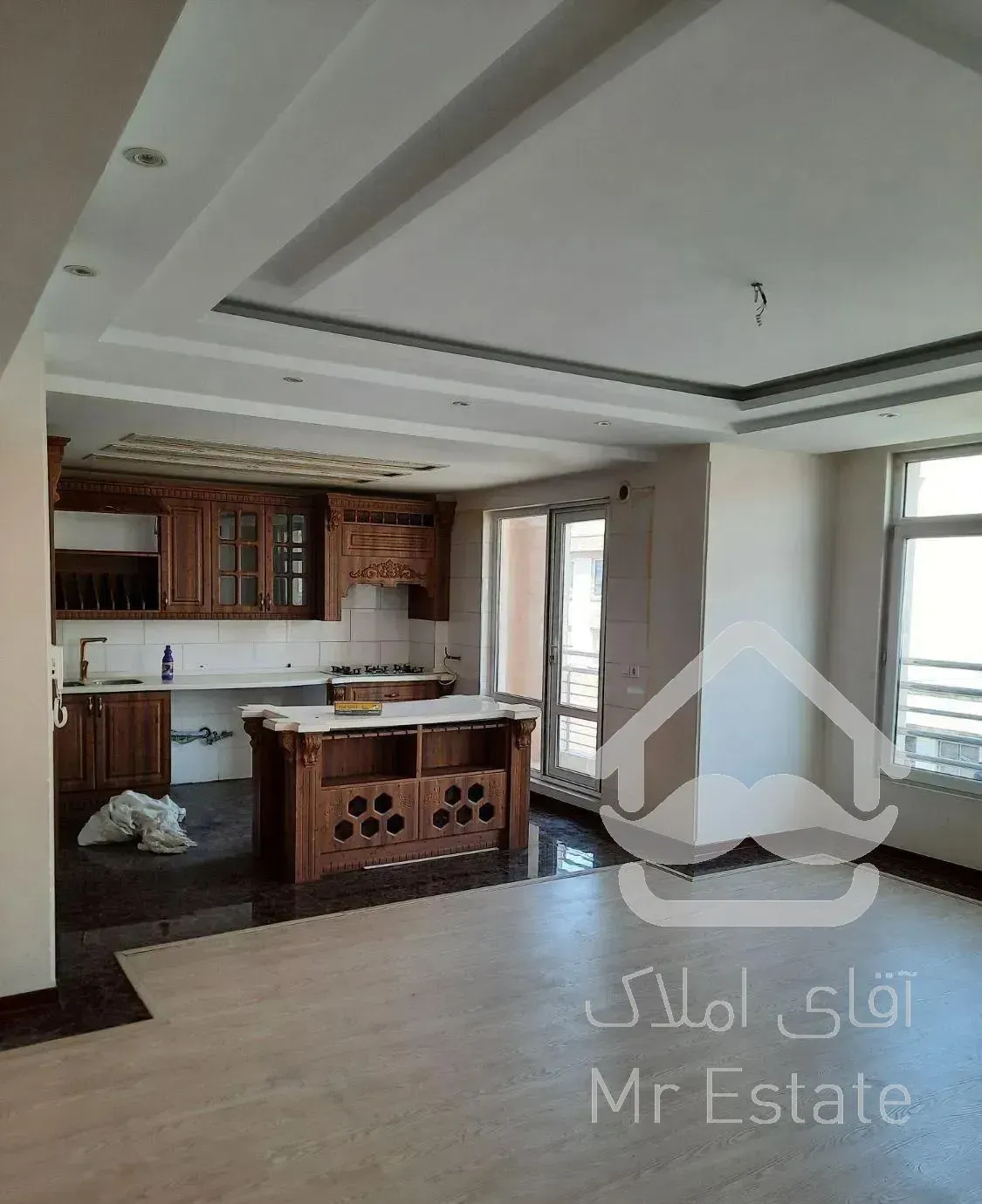 ۹۰متر ۲خوابه سالن پرده خور